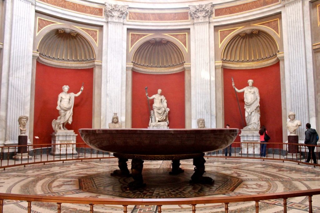 vatican-museums-48-museo-pio-clementino-sala-rotunda